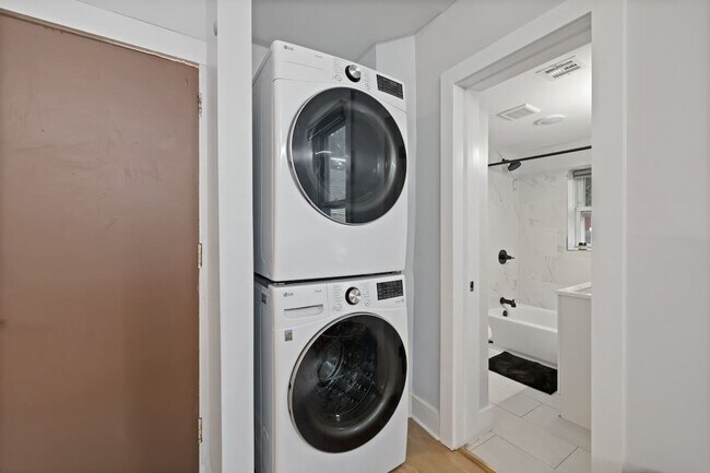 Building Photo - 20 Tuers Ave