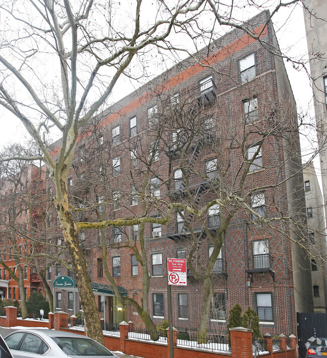 Building Photo - 230 Ocean Parkway