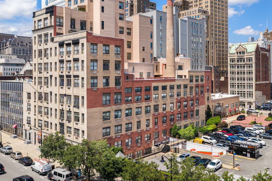 Renaissance Towers aerial view - 111 Mulberry St