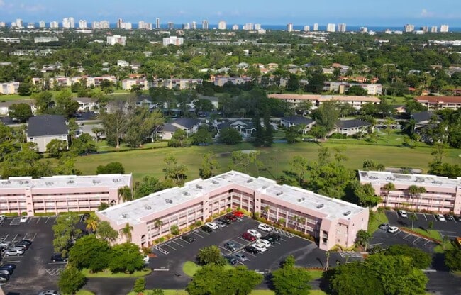 Building Photo - 170 Turtle Lake Ct