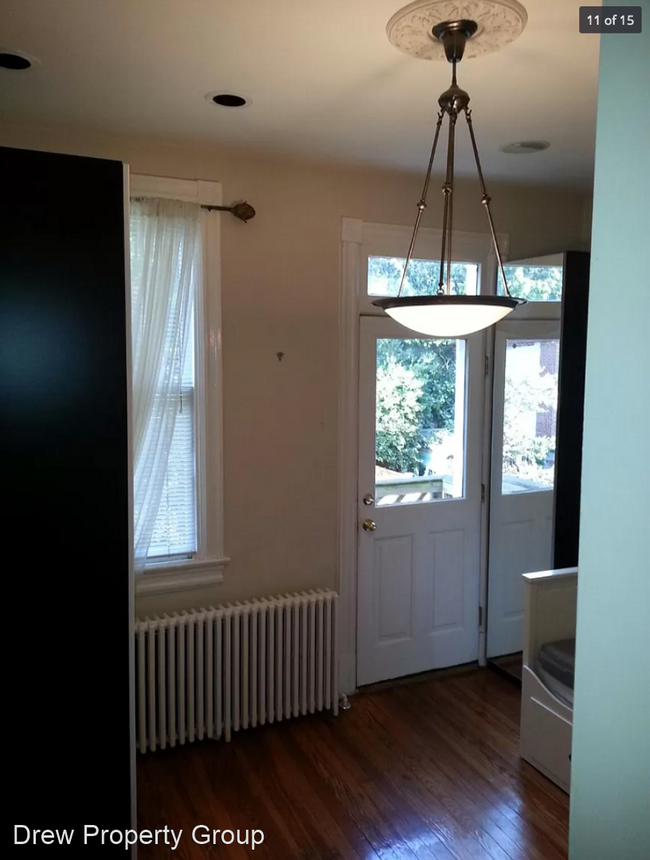 Building Photo - 4 br, 3.5 bath House - 3417 Dent Place NW