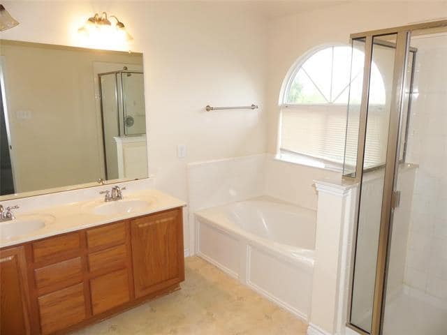 Building Photo - 6200 Texana Way