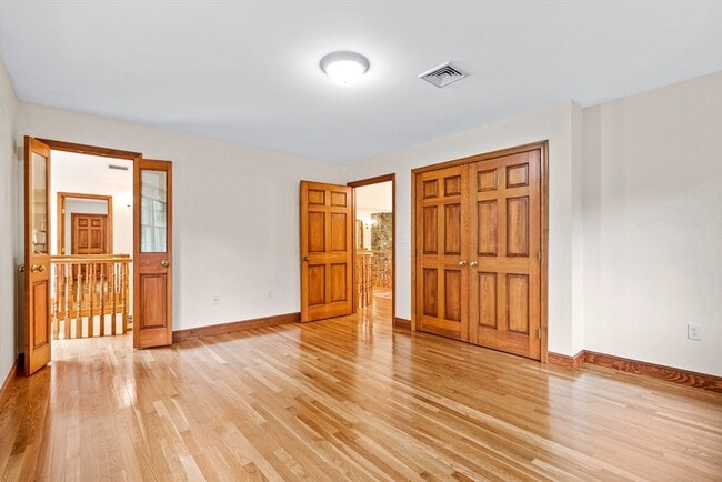 Building Photo - 282 High St