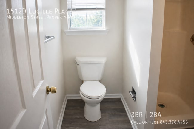 Building Photo - 1512D Lucille Place -