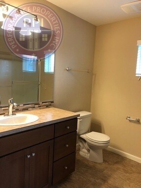 Building Photo - Orenco Station - Beautiful 4 Bedroom Gem! ...