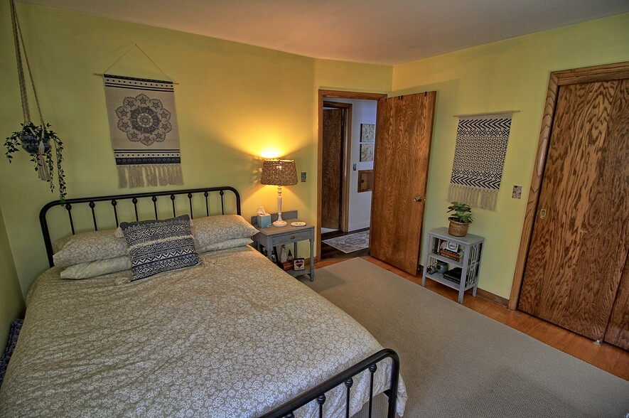 Building Photo - 12049 W Grange Ave