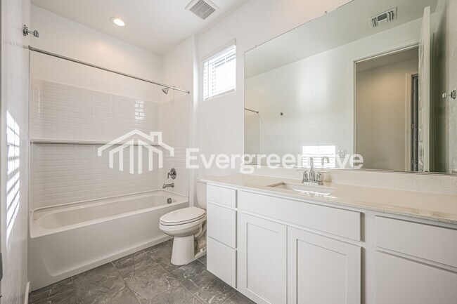 Building Photo - 9834 W Verde Ln