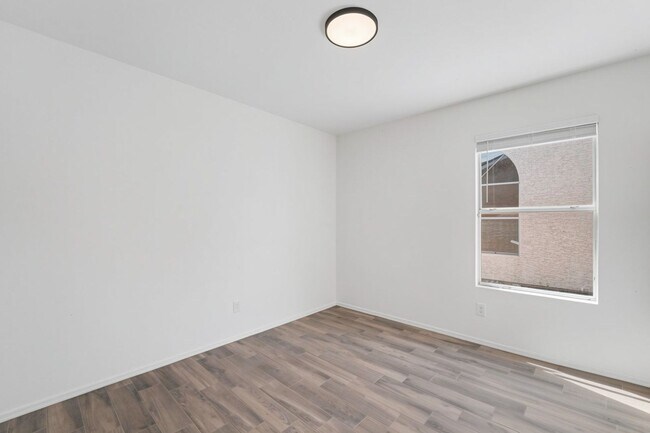 Building Photo - 7842 W Boca Raton Rd