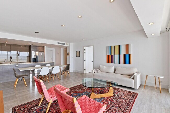 Building Photo - 2451 Brickell Ave