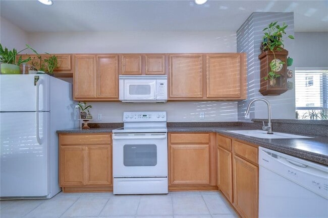 Building Photo - 8526 Brushleaf Way