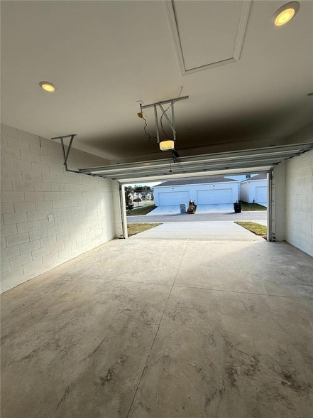 Building Photo - 2332 Rider Rain Ln