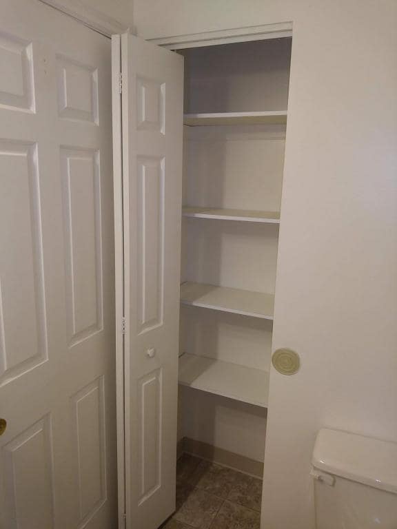 Building Photo - 480 E 5th Ave