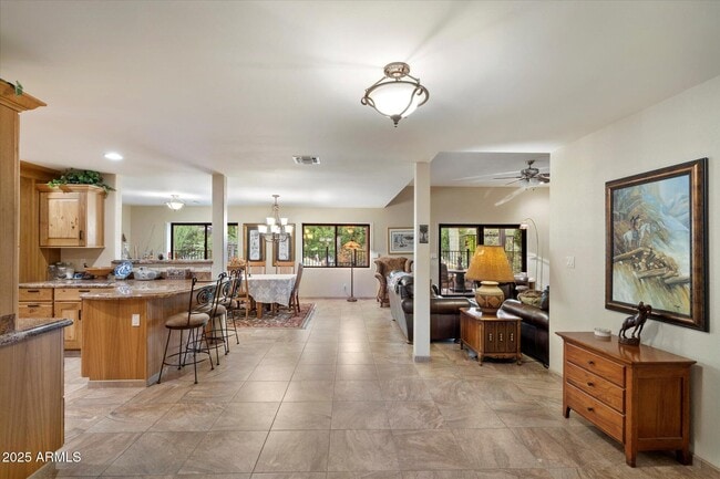 Building Photo - 25409 N Quail Haven Dr