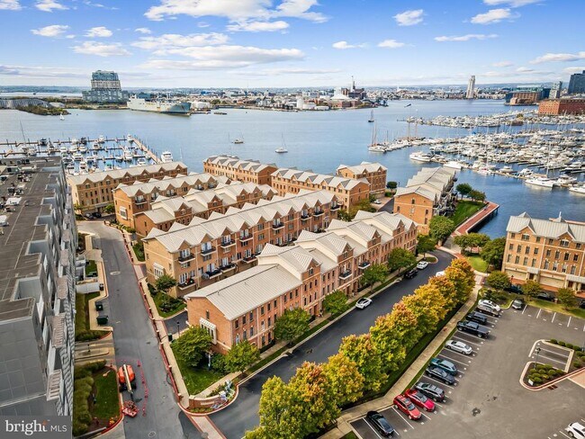 Building Photo - 2614 Lighthouse Ln