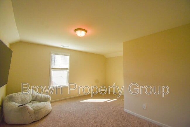 Building Photo - 5967 Gator Wy