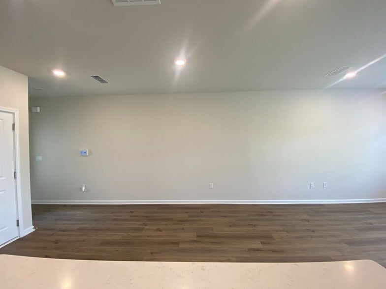 Building Photo - 2568 Congaree Pk