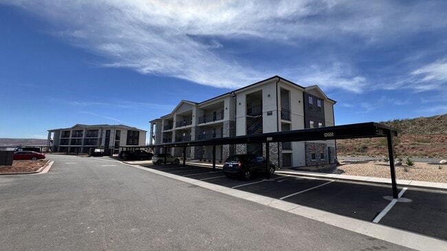 Building Photo - 6230 Winding Wy