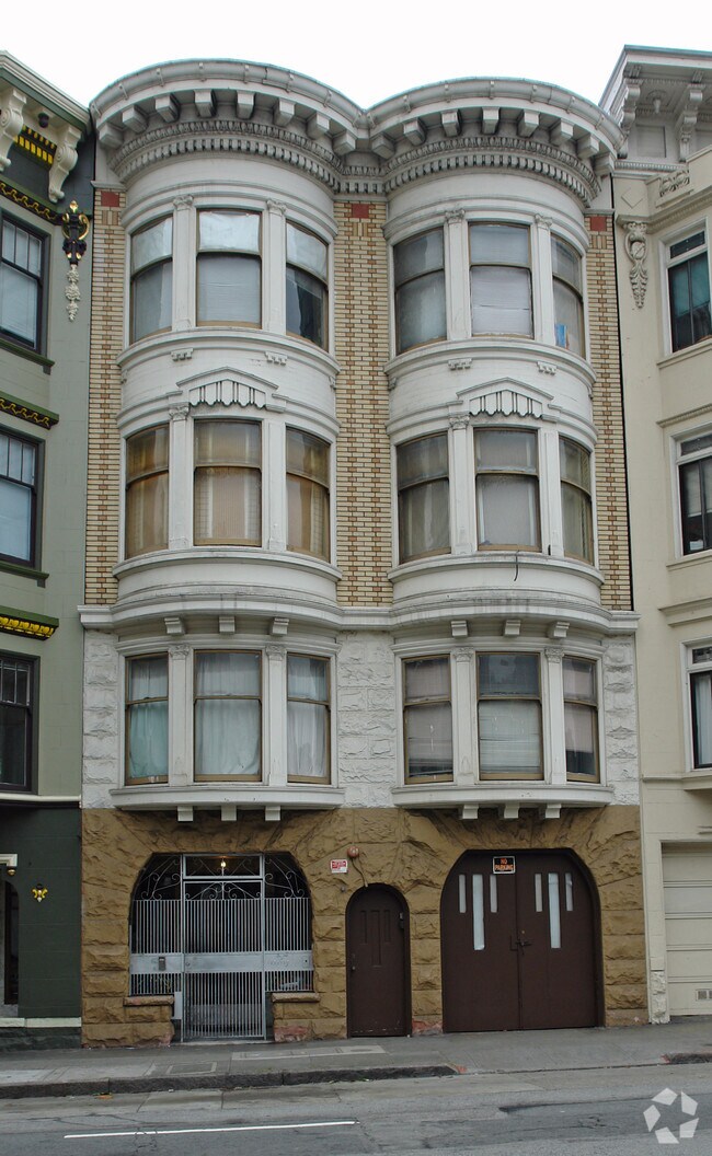 Primary Photo - 1167 Pine St