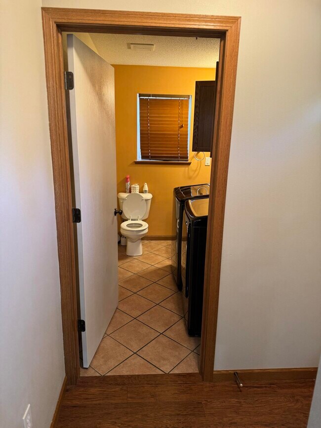 Building Photo - 1438 Cleveland Ave