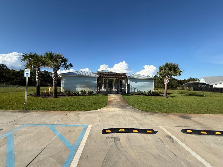 Building Photo - 1270 Dorado Way