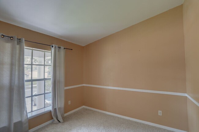 Building Photo - 5212 Abelia Dr