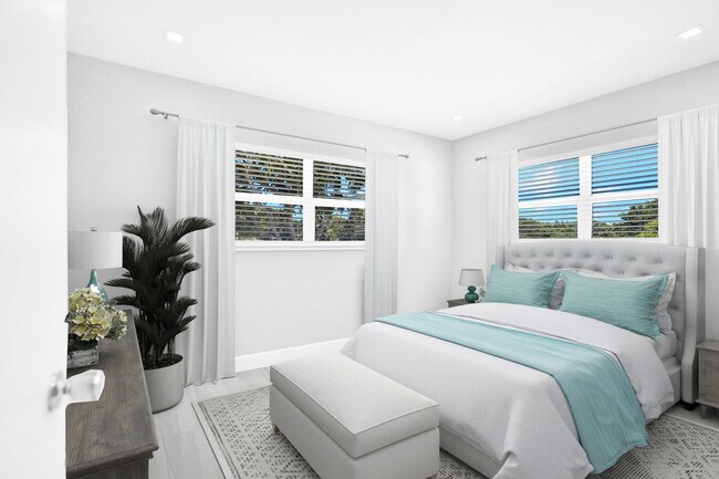 Building Photo - 2755 NE 28th Ave