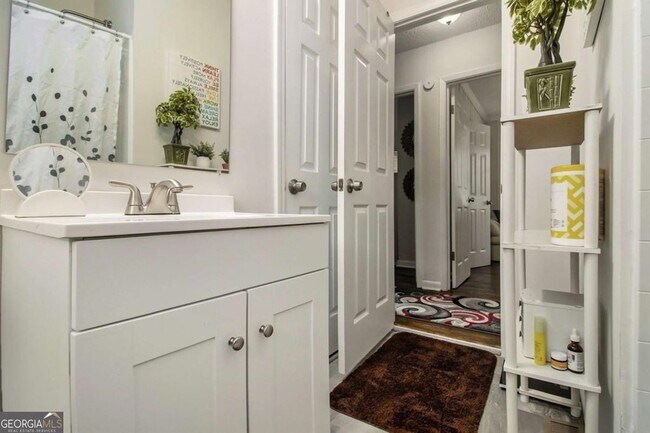 Building Photo - 3367 Misty Valley Rd