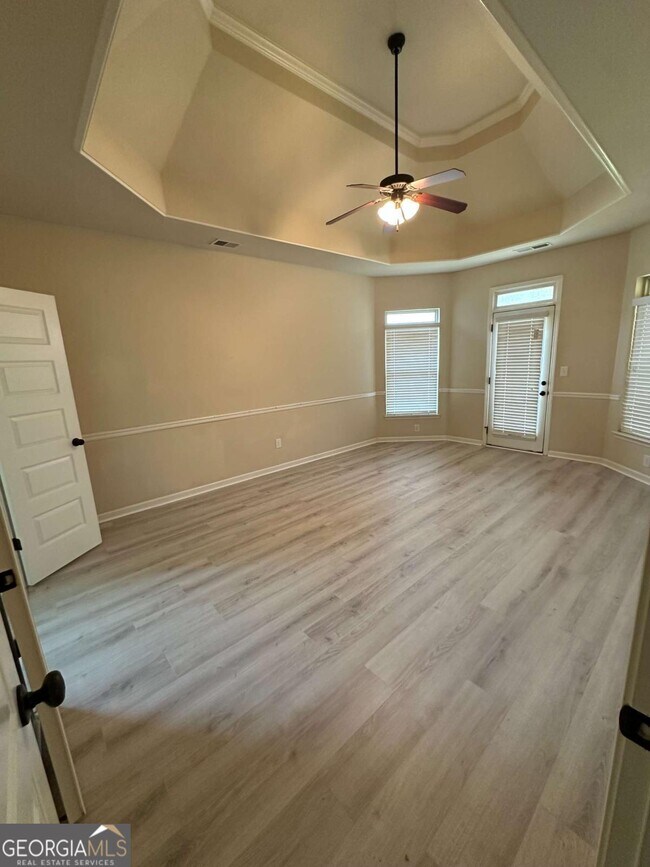 Building Photo - 852 Nevis Way
