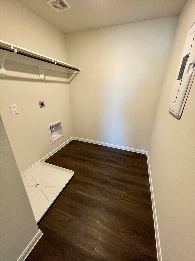 Building Photo - 11738 Armadale Dr