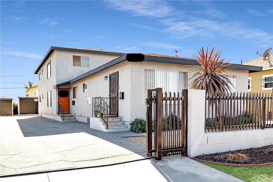 Building Photo - 1634 W 104th St