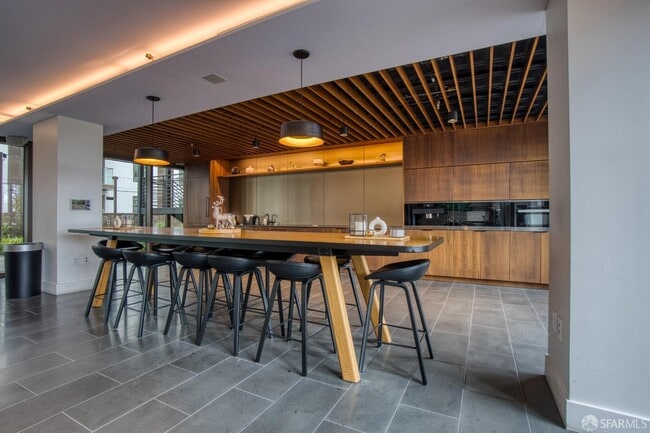 Building Photo - 2177 3rd St