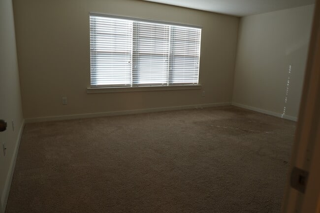 Building Photo - 6425 Swatner Dr