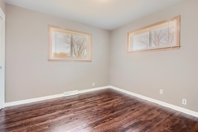 Building Photo - 3084 W Chenango Ave