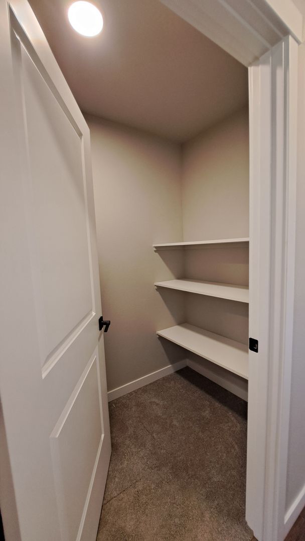 Building Photo - 3113 E Camellia Way