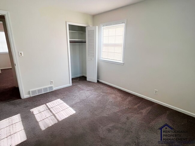 Building Photo - 9400 Habersham Dr