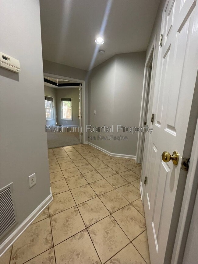 Building Photo - 720 Treadstone Ct