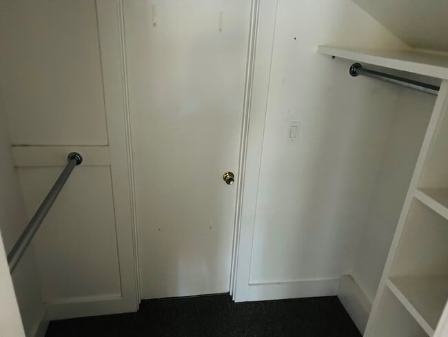 Building Photo - 11 Elliott Pl