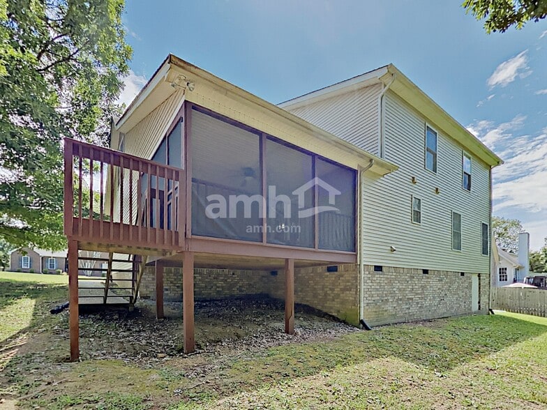 Building Photo - 7209 Sir William Dr