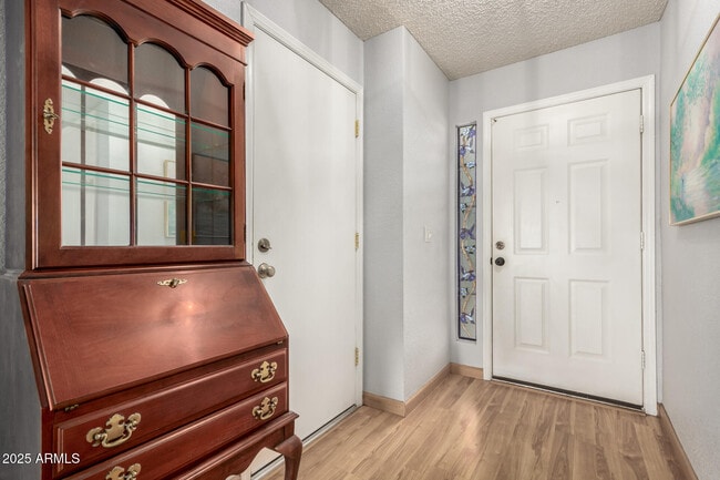 Building Photo - 9264 W Morrow Dr