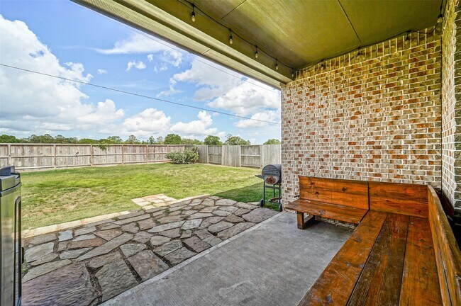 Building Photo - 9507 Carson Ln