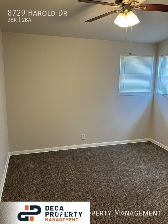 Building Photo - 3 Bedroom House