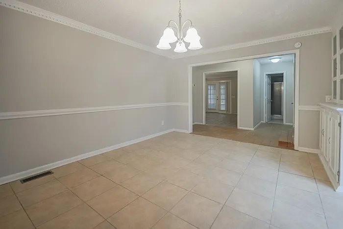 Building Photo - 1501 Blackbird Dr