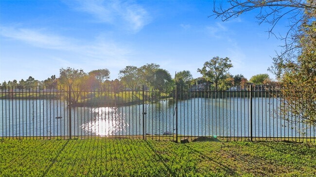 Building Photo - 7619 Omaha Dr