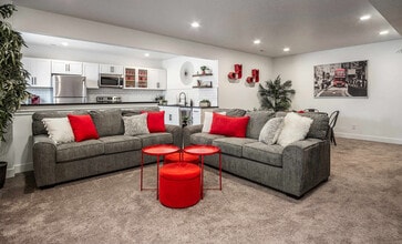 Building Photo - 2273 N Elderberry Dr