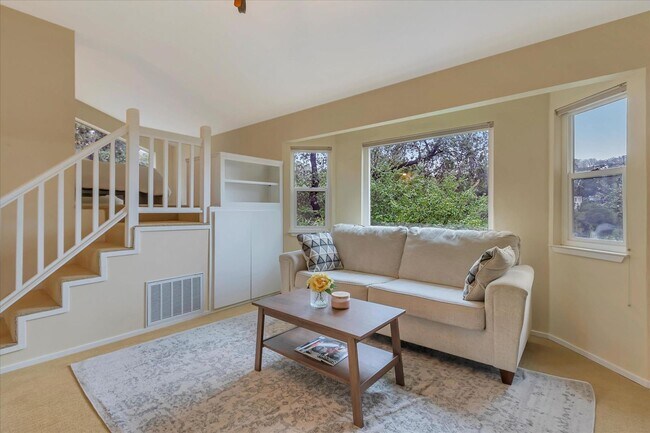 Building Photo - 16101 Matilija Dr