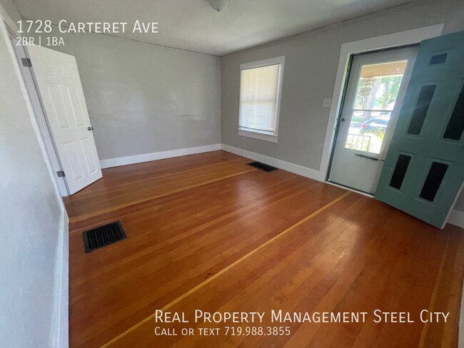 Building Photo - 1728 Carteret Ave