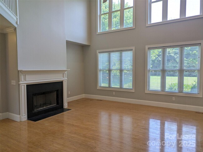 Building Photo - 103 Hickory Hill Rd