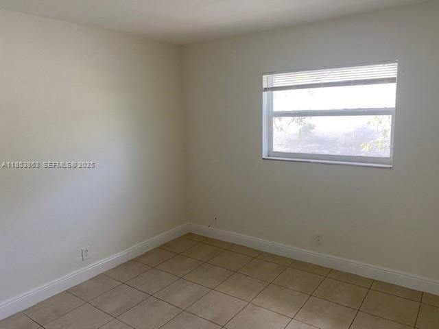 Building Photo - 452 SW 4th Ave