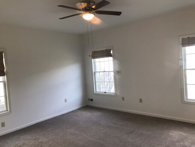 Master Bedroom - 12 Sunset Ln