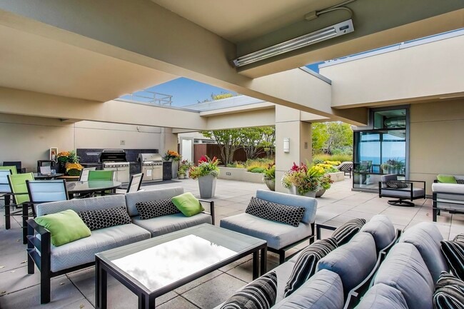 Building Photo - 65 E Monroe St